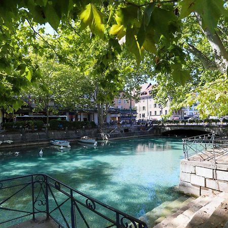 Royalement Bien ! Hyper-Centre - Wifi - Netflix - Disney Plus Annecy Luaran gambar