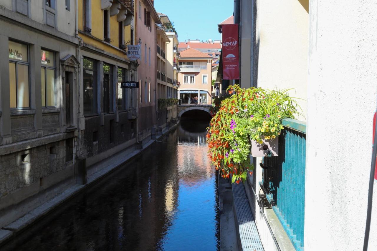Royalement Bien ! Hyper-Centre - Wifi - Netflix - Disney Plus Annecy Luaran gambar